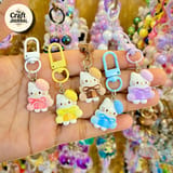 Kawaii Hello Kitty Figurine Charm – Colorful Bow Keychain Set 1