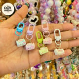 Cute Hello Kitty Suitcase Keychain – Kawaii Travel Bag Charm 1